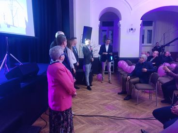 Event wyborczy Obywatelskiego Wielunia – prezentacja kandydatki na burmistrza Wielunia Elżbiety Urbańskiej-Golec i kandydatów do Rady Miasta